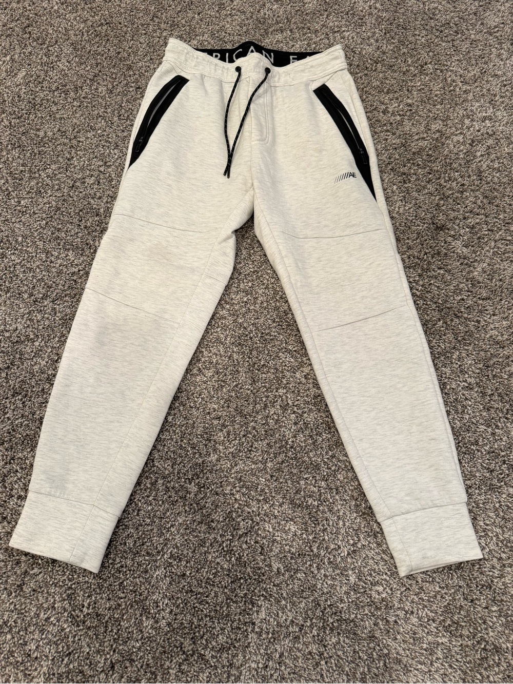 American Eagle AE Men’s Jogger Pants Small Gray Black Zip Pockets Athletic
